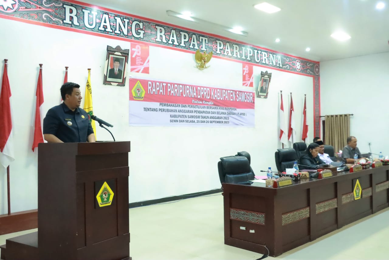Bupati Samosir Bersama DPRD Sahkan PERDA P-APBD 2023