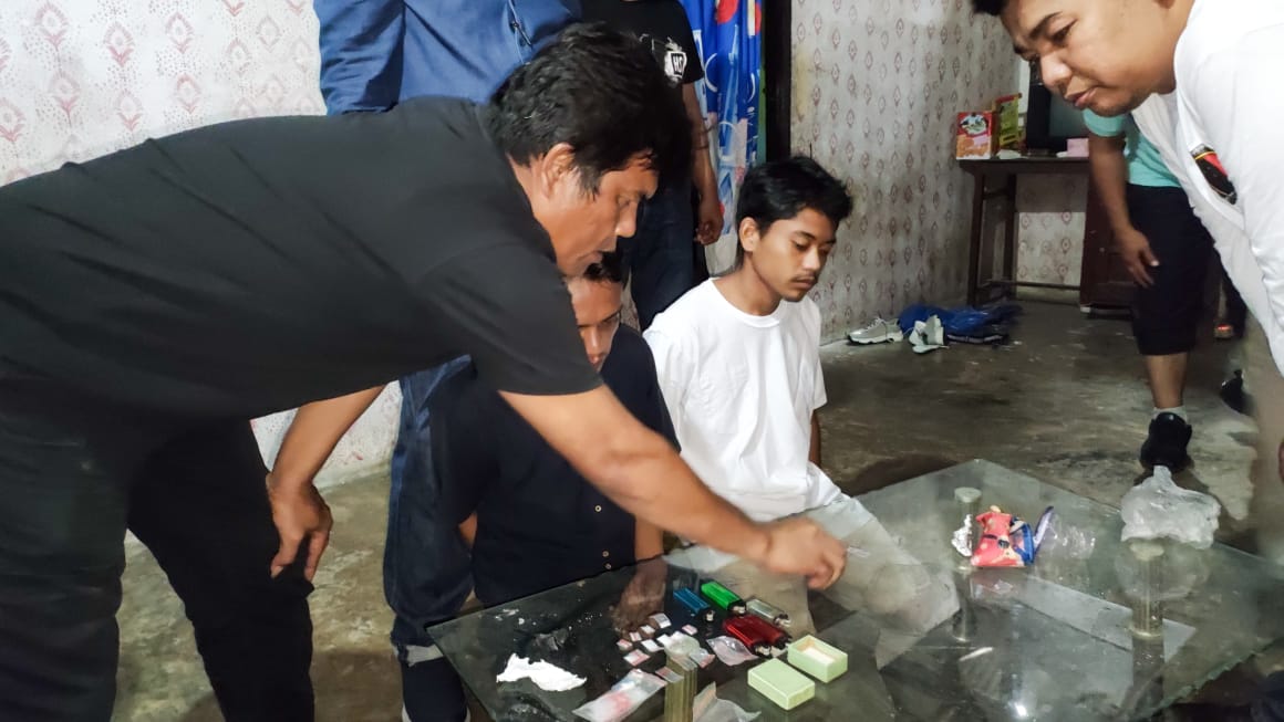 Polres Labusel Amankan Dua Pemilik Sabu di Perkebunan Teluk Panji
