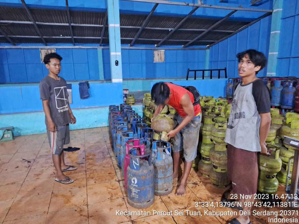Polda Sumut Gerebek Pengoplosan Gas Elpiji Bersubsidi di Selambo