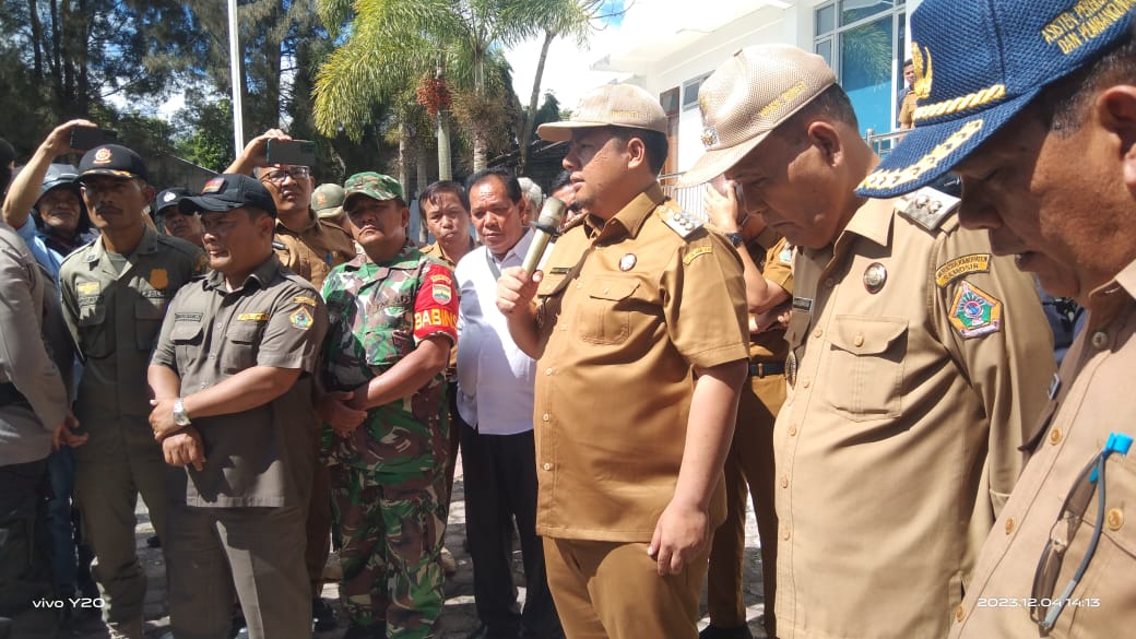 Terima Aksi Damai Masyarakat Kenegerian Sihotang, Bupati Samosir: Minta Pusat Investigasi menyeluruh