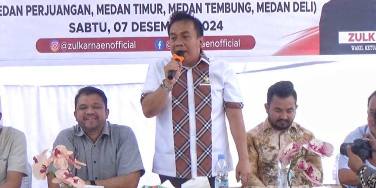 Wakil Ketua DPRD Medan Zulkarnaen saat reses di Jl Pimpinan, Kecamatan Medan Perjuangan, Sabtu (7/12/2024).