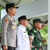 Wakil Gubernur Sumut Surya mendampingi Kepala Staf TNI Angkatan Darat (Kasad) Jenderal TNI Maruli Simanjuntak pada Upacara Penutupan TNI Manunggal Membangun Desa (TMMD) ke-124 yang diselenggarakan di Alun-Alun Kota Kisaran, Jalan Ahmad Yani, Kisaran, Kabupaten Asahan, Rabu (4/6/2025).