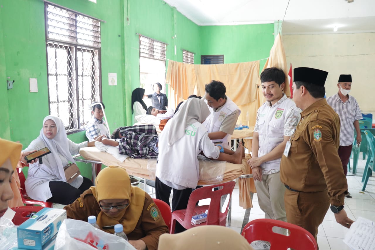 Lazismu Sunat Massal 41 Anak di RSJ Prof Muhammad Ildrem
