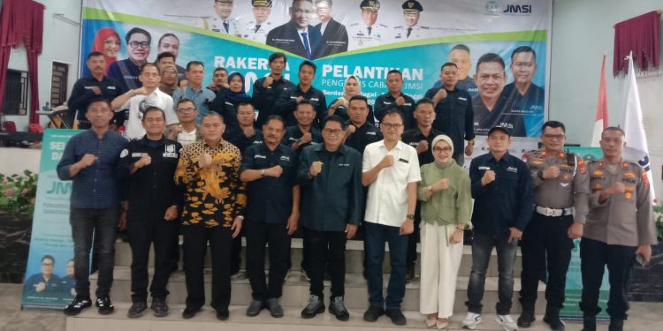 Foto bersama JMSI Sumut usai pelantikan pengurus JMSI Sergai dan T.Tinggi, Sabtu (18/7/2026).
