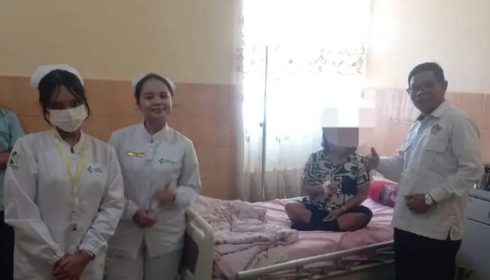 Penyuluh Kristen KUA Medan Sunggal Berikan Penguatan Iman kepada Pasien RS Dr. Pirngadi